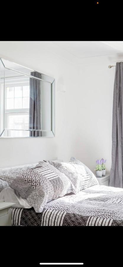 Driftwood Luxury Apartment Lyme Regis Extérieur photo