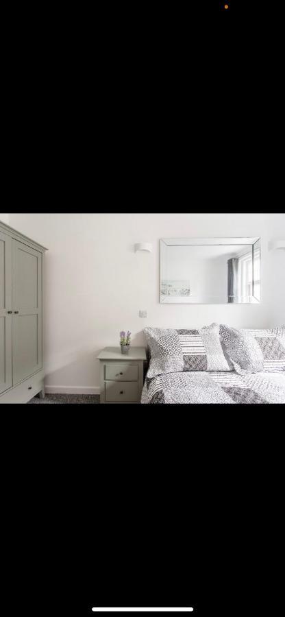 Driftwood Luxury Apartment Lyme Regis Extérieur photo