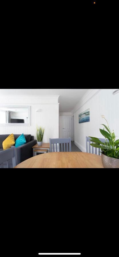 Driftwood Luxury Apartment Lyme Regis Extérieur photo